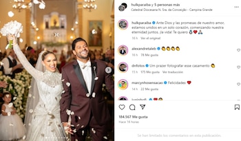 El futbolista brasileño Hulk se casó por Iglesia con su novia Camila Sousa (Instagram @hulkparaiba)