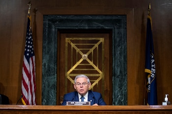 López Obrador se lanzó contra Robert Menéndez (Foto: Al Drago/Pool via REUTERS)