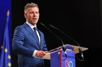 Imagen 2K5GTPAKONGDLMCFW4PUCUA3EM