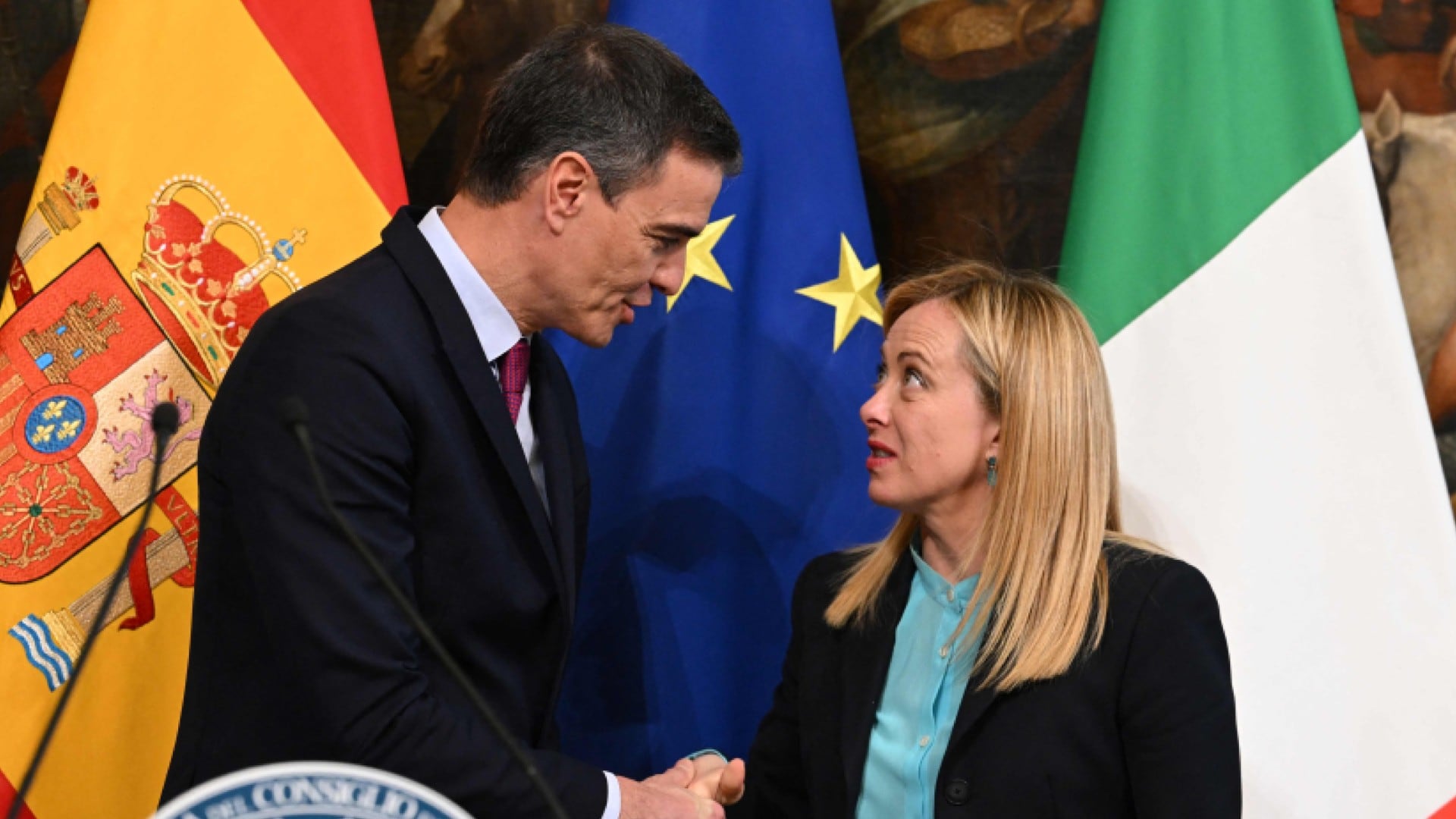 Italia cumple su amenaza y suspende el acuerdo Schengen con España: cierra fronteras marítimas y aéreas por la crisis de Ceuta durante un mes