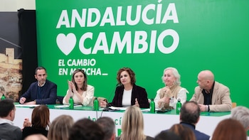 Montero insta a los "ciudadanos