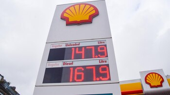 Reino Unido aplica nuevas sanciones "de manera gradual" a la energía rusa para no desestabilizar el mercado