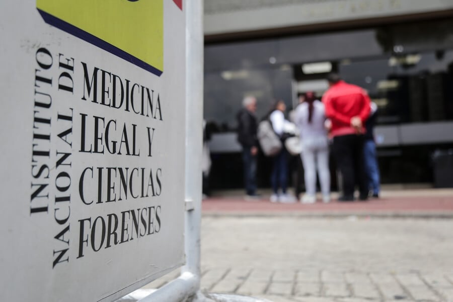 Medicina Legal determinó de forma preliminar que un golpe con un objeto contundente causó la muerte de Michel y la Fiscalía investiga el crimen - crédito Catalina Olaya/Colprensa