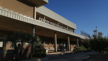 Sumar y Junts piden en el Congreso facilitar la jubilación anticipada de funcionarios de prisiones de Cataluña