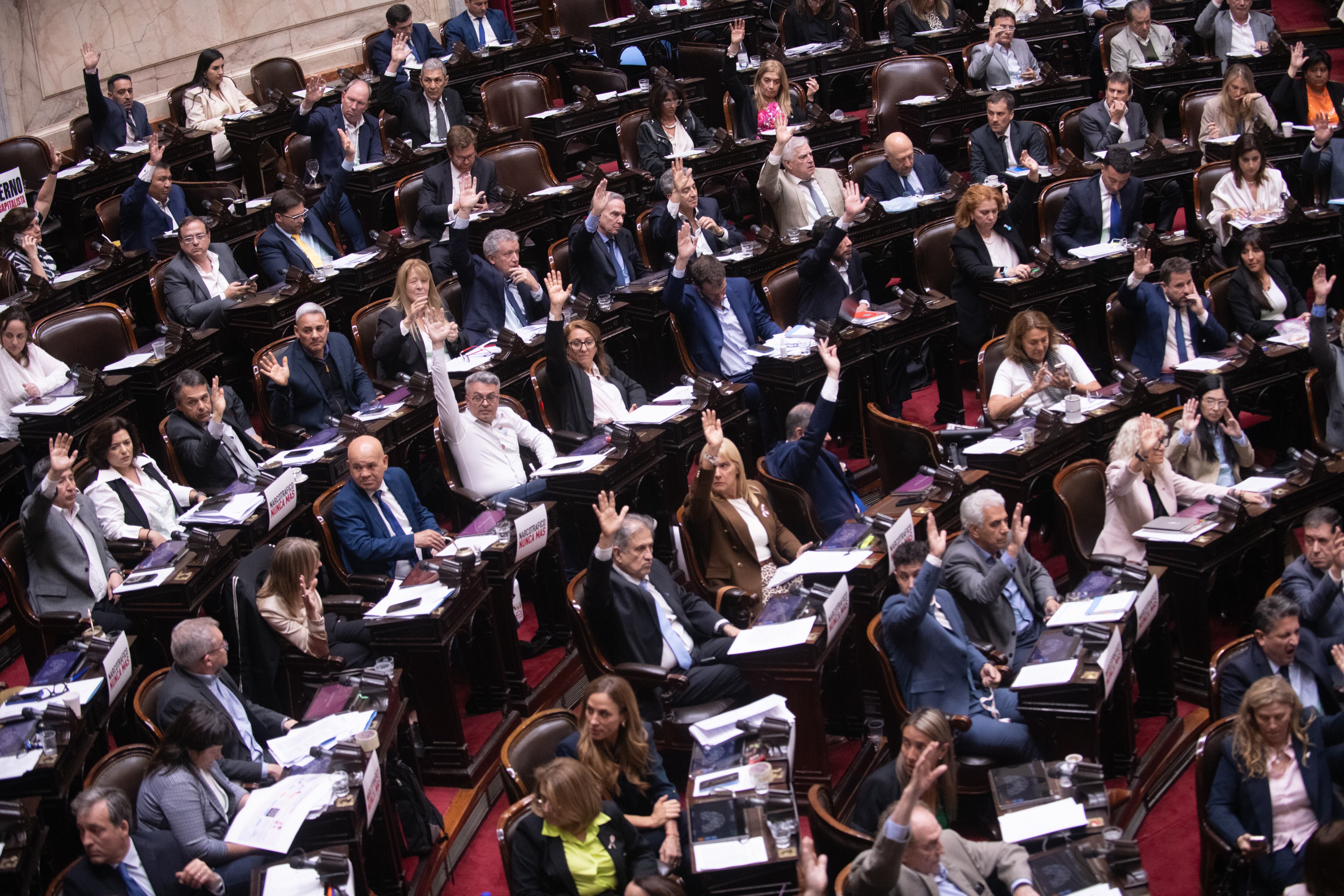 El peronismo quiere sancionar el Presupuesto antes del recambio legislativo (Jaime Olivos)