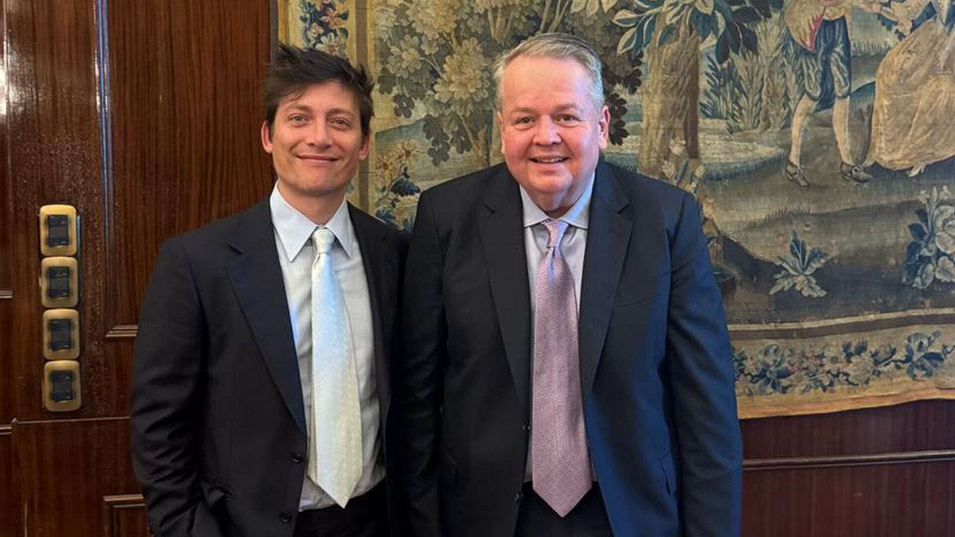 Barry Bennet, durante su encuentro con Santiago Caputo