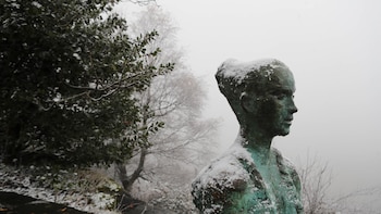 La nieve mantiene cortadas 12