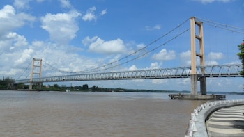 Cómo el colapso de un puente en Indonesia cambió las normas de seguridad vial en el país