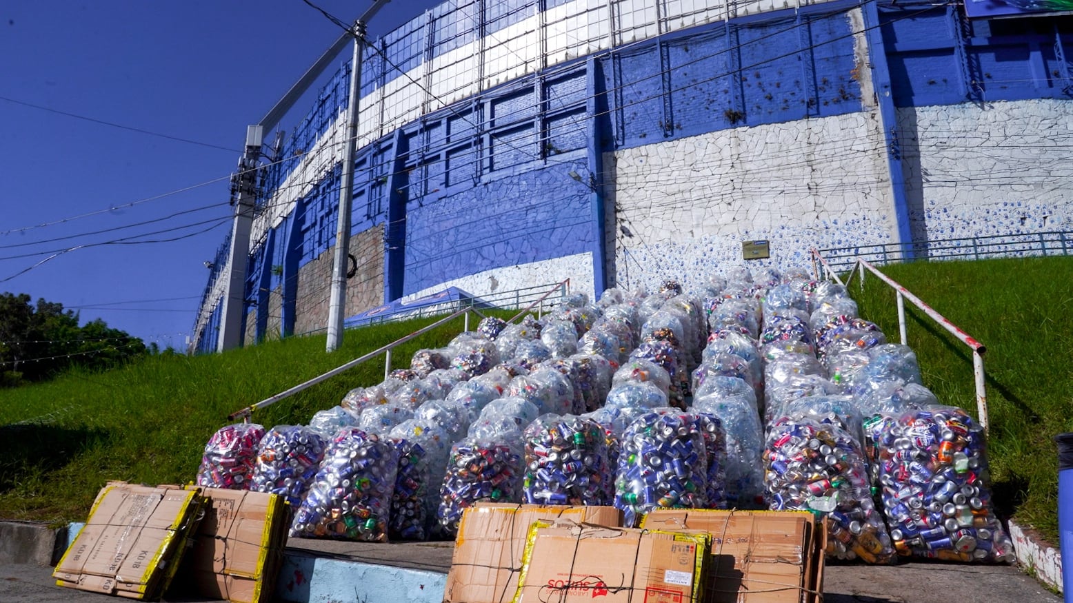 Las Fiestas Agostinas dejaron 1.154 toneladas de basura, pero San Salvador también rescató 6,7 millones de envases