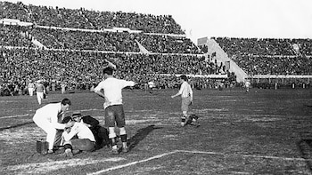 Una imagen del primer Mundial, disputado en Uruguay en 1930