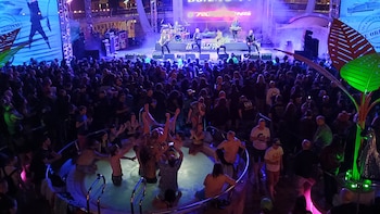 70000 Tons of Metal: a bordo del crucero heavy más grande del mundo