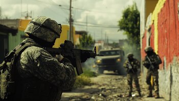 Liderado por el teniente general retirado Paul Van Riper, el simulacro expone riesgos de enfrentar conflictos con tecnología más baja e infravalorada. (Imagen Ilustrativa Infobae)