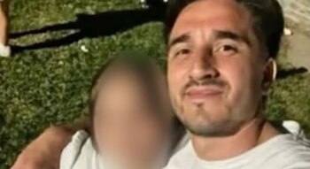 La víctima regresaba de la casa de un amigo, cuando fue impactado por un Volkswagen Golf (Gentileza: El Doce.tv)