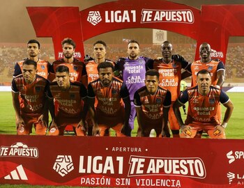 Paolo Guerrero reapareció en César