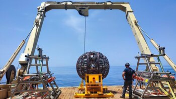 Hallan posibles señales del universo