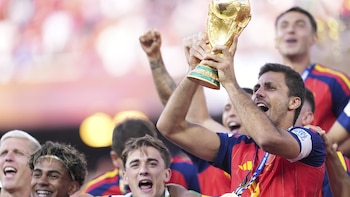 Los actos de celebración de 'La Roja' del Mundial comenzarán una hora más tarde