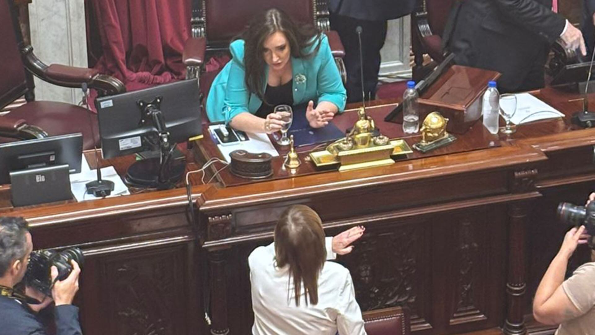 El momento del cruce entre Villarruel y Bullrich sobre el final de la sesión en el Senado