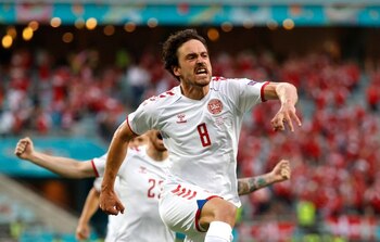 FOTO DE ARCHIVO: Fútbol -