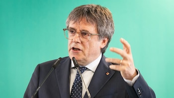 Puigdemont reprocha al PSOE haber