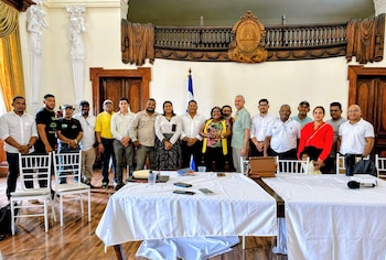 Representantes de pueblos Miskitu, Tawahka, Pech y Garífuna exigen acciones urgentes para proteger sus territorios ancestrales. (Foto: CONADEH)