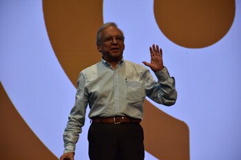 Ricardo Bonilla, ministro de Hacienda,