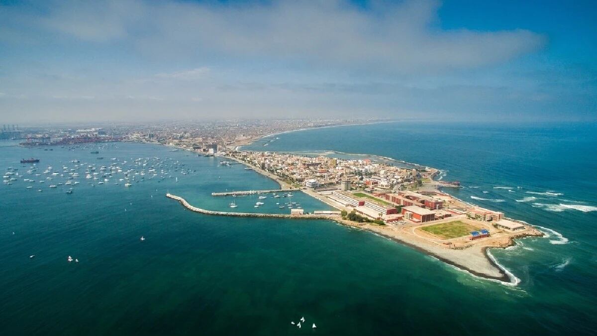 La península artificial está planificada para abarcar alrededor de 2 millones de metros cuadrados, lo que equivale a unas 200 hectáreas. Foto: Proinversión