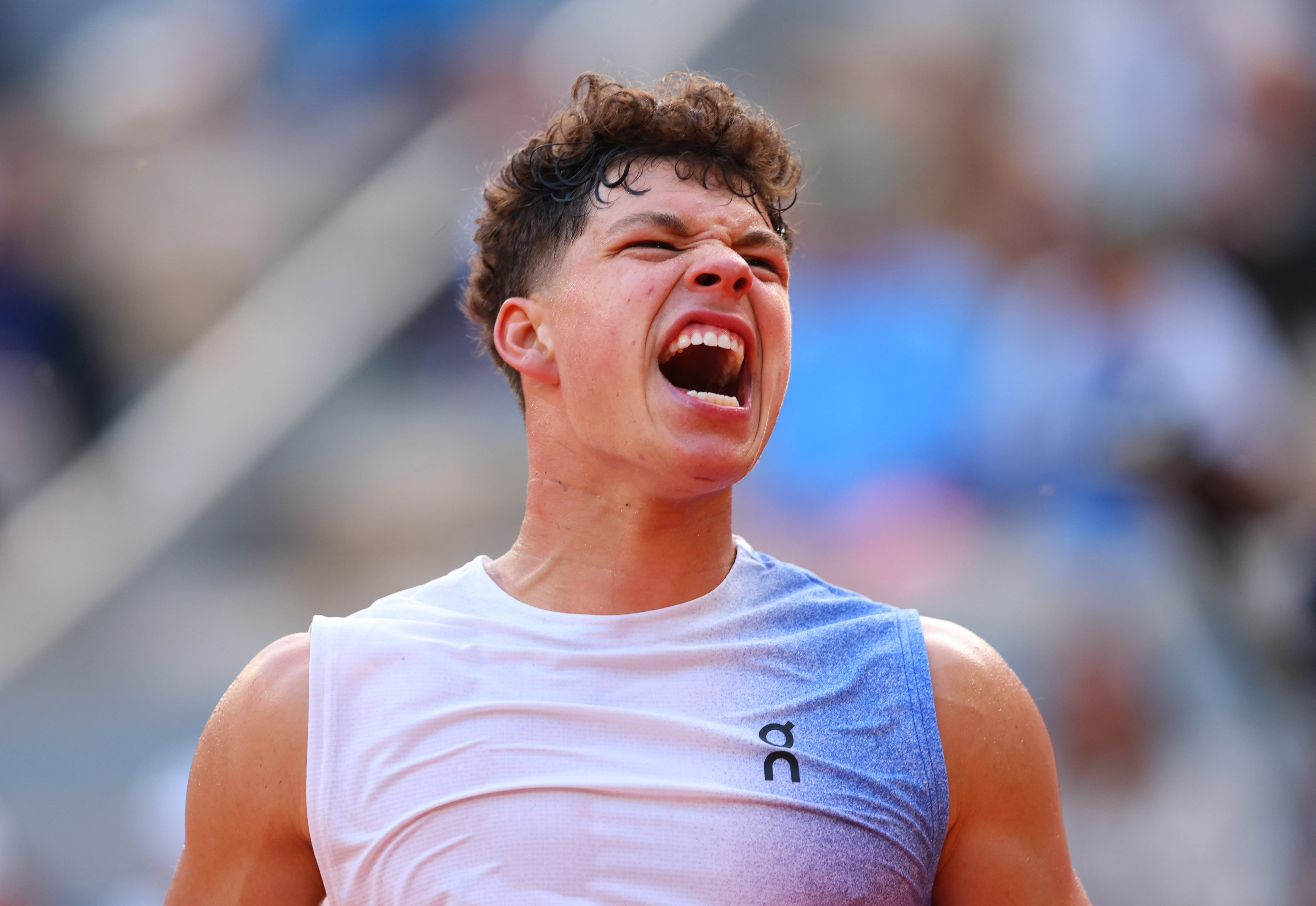 Ben Shelton, con apenas 22 años, ya ocupa el 13 puesto en el ranking de la ATP y es uno de los nombres llamados a dominar el tenis en los próximos años (Foto: REUTERS/Denis Balibouse)