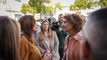 VÍDEO:Montero pide "tranquilidad"porque "en ningún