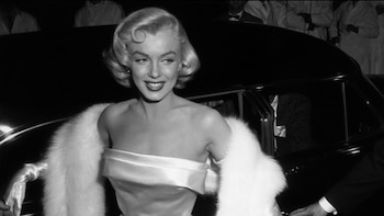 En Corea, Marilyn Monroe comprobó la magnitud de su fama frente a miles de soldados que celebraron su presencia