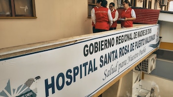Escándalo en el Hospital Santa Rosa: médicos cobraron por turnos no trabajados mientras atendían en clínicas privadas en Puerto Maldonado