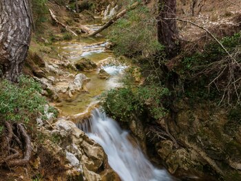 Una de las cascadas del