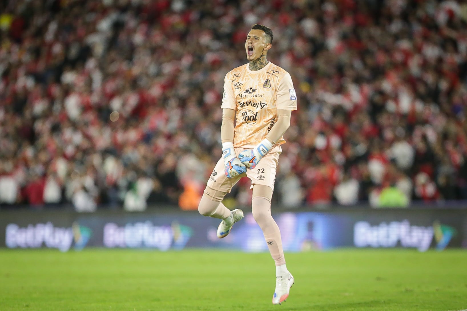 Adrián Parra y Kevin Pérez fueron los goleadores del Deportes Tolima ante Independiente Santa Fe - crédito Colprensa/Cristian Bayona