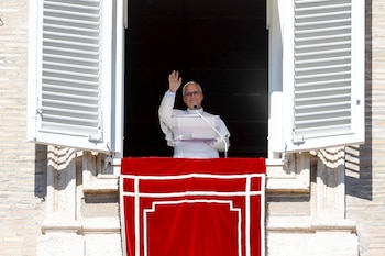El papa León XIV el 11 de octubre, cuando anunció que tiene un nódulo en el pulmón. EFE/FABIO FRUSTACI