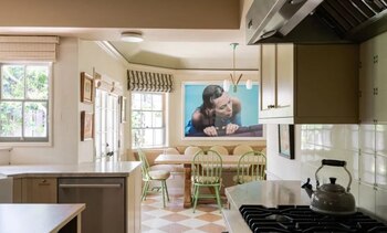 Emma Roberts vende casa