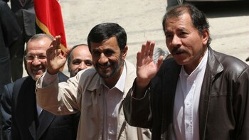 Daniel Ortega con el ex