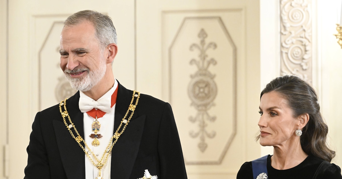 La reina Letizia deslumbra con las joyas de pasar en la gala de Helsinki