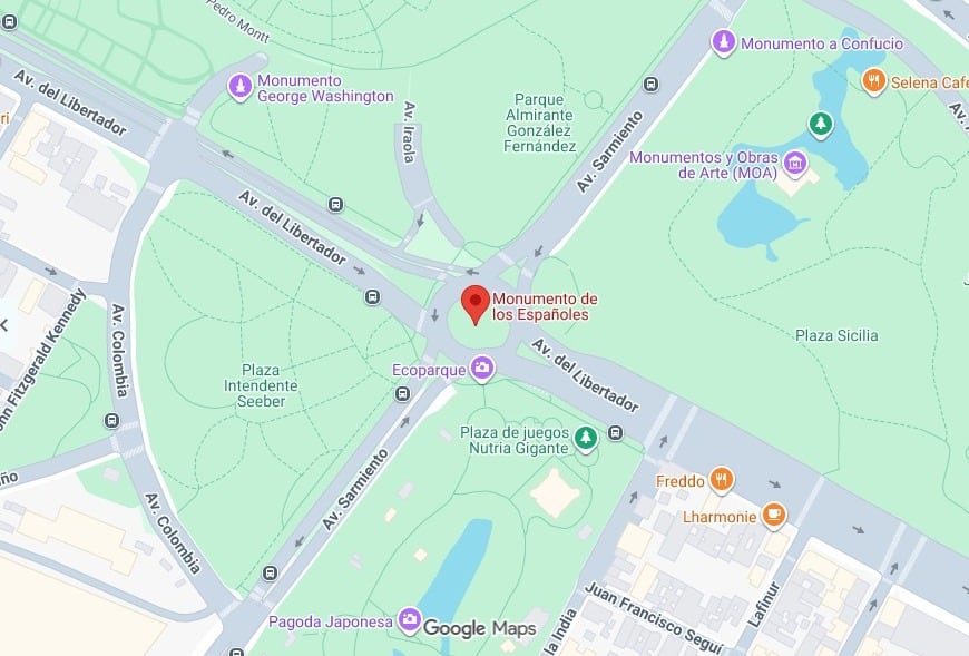 El Monumento de los Españoles en la intersección de las avenidas del Libertador y Sarmiento en Buenos Aires (Captura Google Maps)