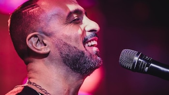 Mario Domm de Camila manda