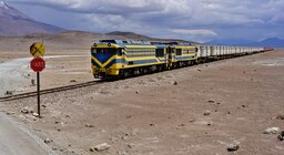 La CAF impulsa la reactivación ferroviaria en América Latina con una mirada logística estratégica