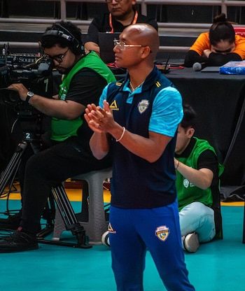 Roy Mauricio se desempeñó como