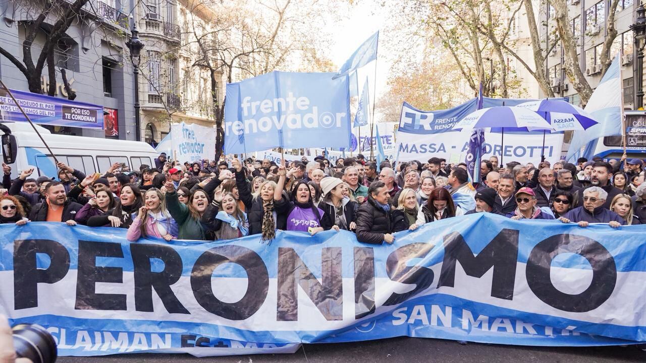 El peronismo y el Frente Renovador pusieron en marcha la convocatoria para que todas las fuerzas que integran el panperonismo se reúnan mañana en la sede de Matheu del Partido Justicialista