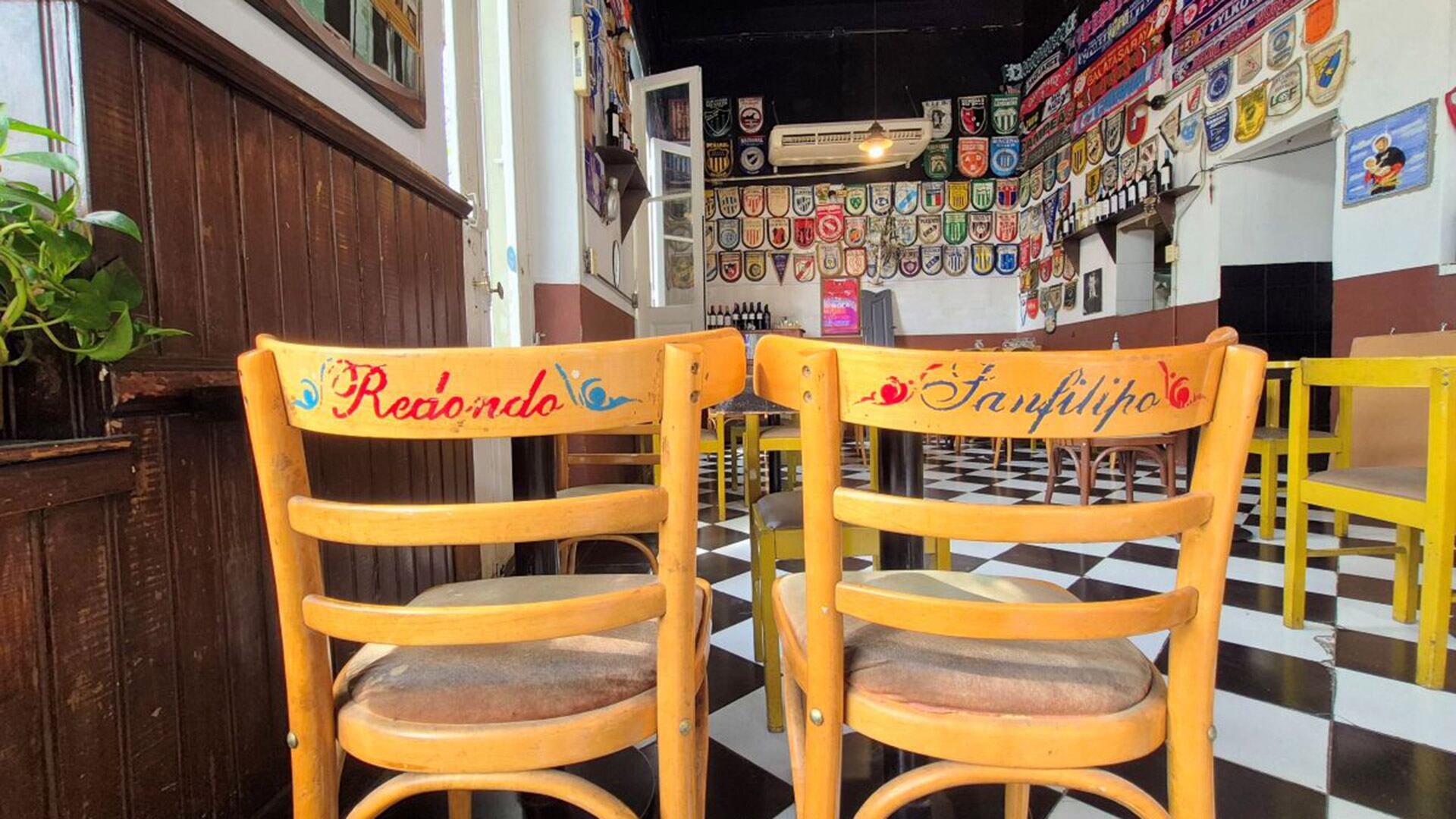 El Bar Quintino fue pulpería, almacén y bar con billares, y hoy es un símbolo de la historia cafetera de Boedo