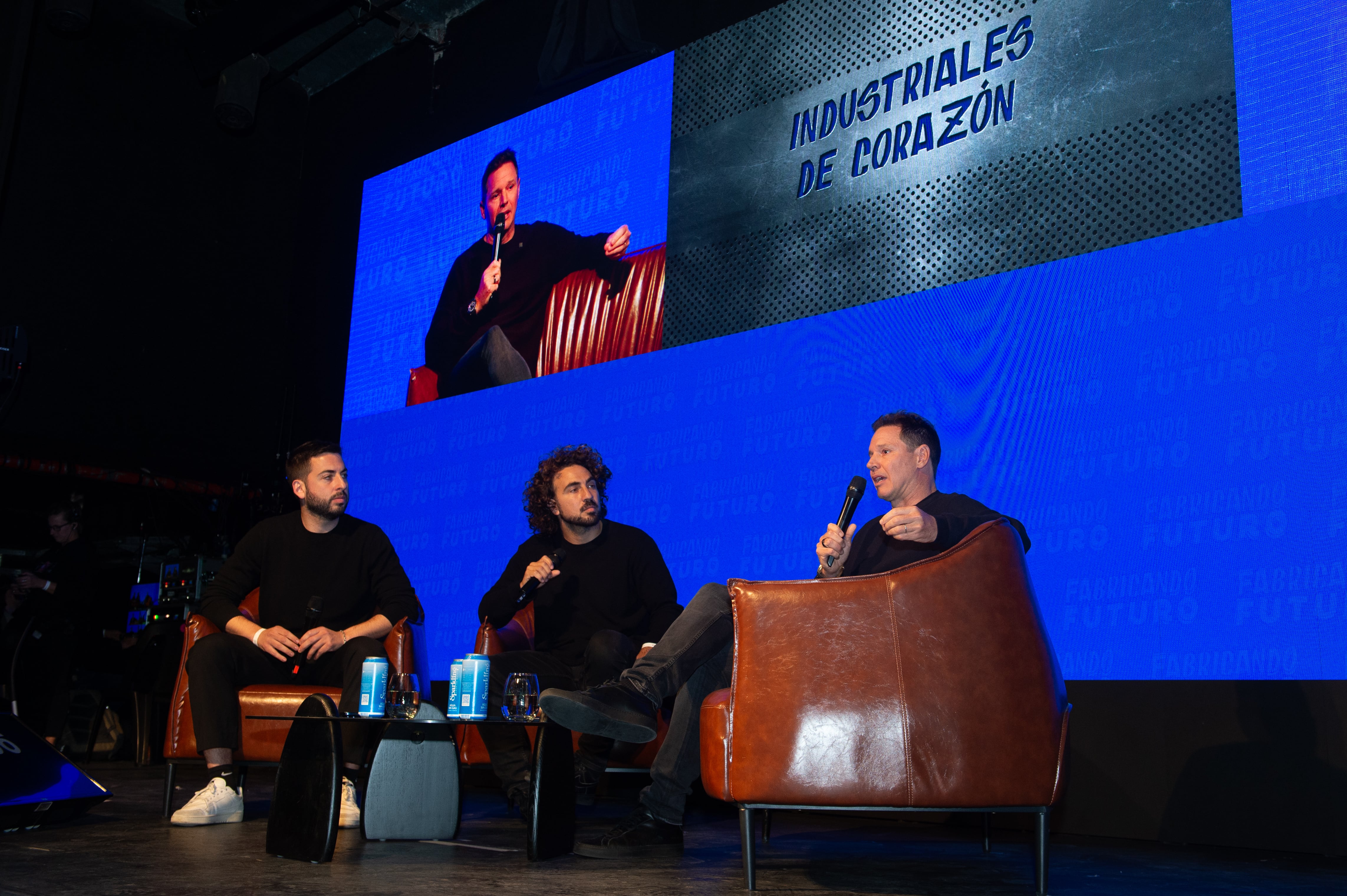 El encuentro Fabricando Futuro - Industriales de Corazón reunió a más de 200 empresarios y referentes del sector privado en Villa Crespo (Jaime Olivos)