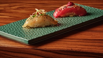 El restaurante oculto en un sótano de Madrid con un menú omakase único: una experiencia con DJ para solo 16 comensales