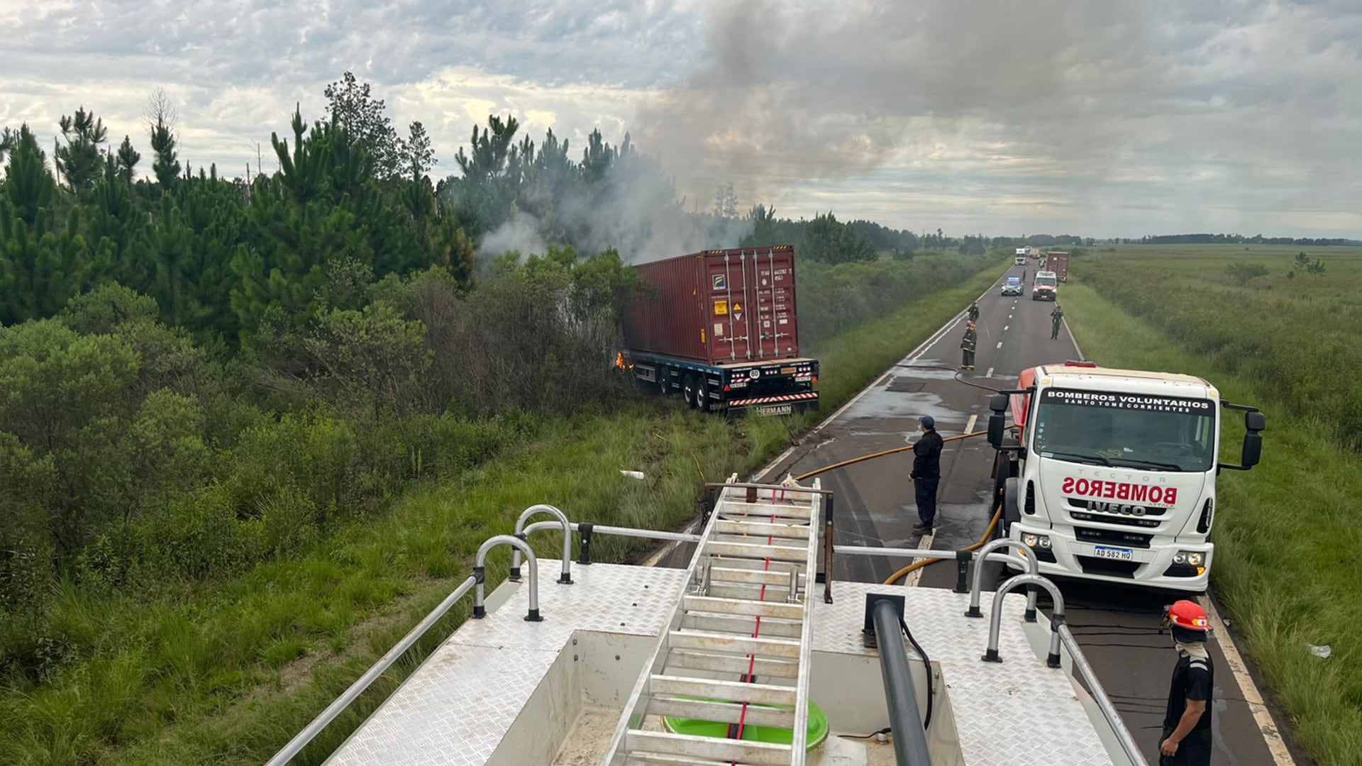 El lugar del accidente (Bomberos Voluntarios Santo Tome Corrientes)