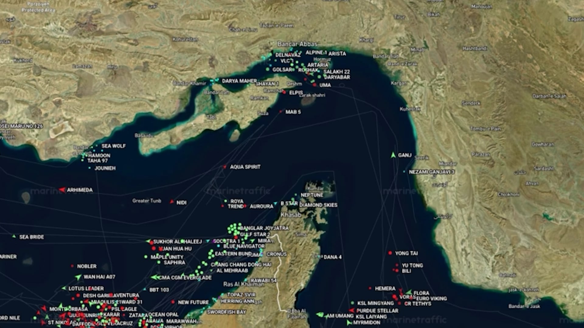 La menor circulación de buques refleja el impacto inmediato del bloqueo sobre una de las rutas clave del crudo