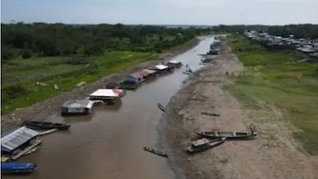 El Fenómeno El Niño amenaza la temporada de pesca en la Amazonía peruana.