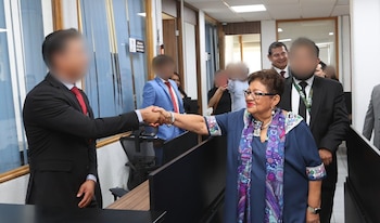 Tras el encuentro, Godoy Ramos recorrió las áreas operativas de la Fiscalía Federal y asumió el compromiso de mantener canales abiertos con el personal. Crédito: FGR