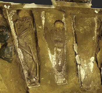 Arqueólogos hallan cementerio medieval durante