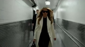 Una imagen del trailer de